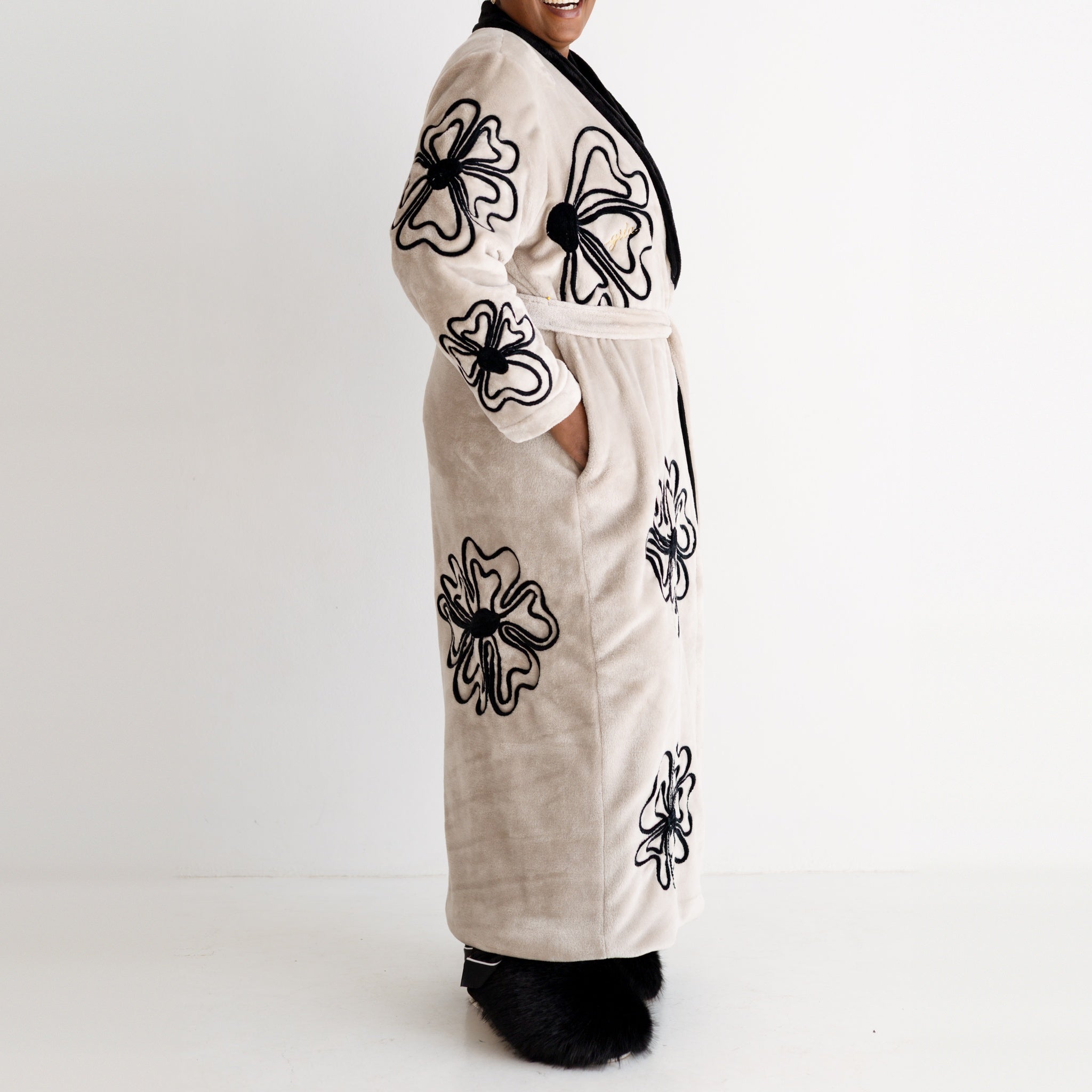 SELAH Luxury Robe